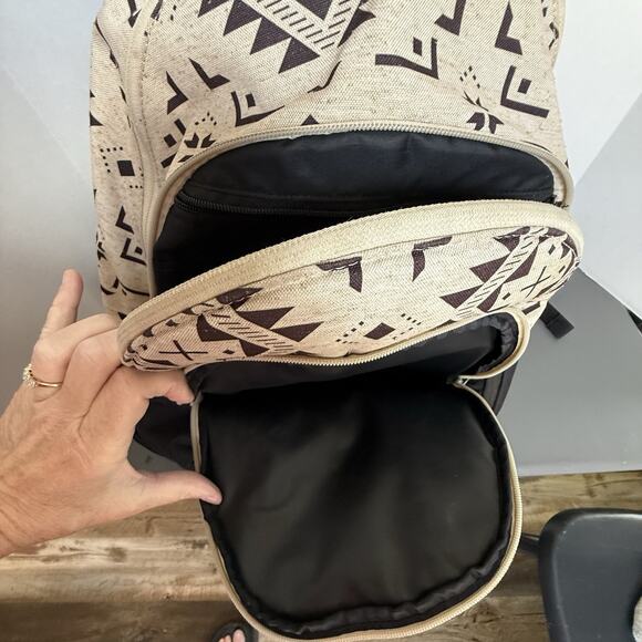 Dakine Full Size‎ Backpack Cream Black Aztec - Picture 4 of 16